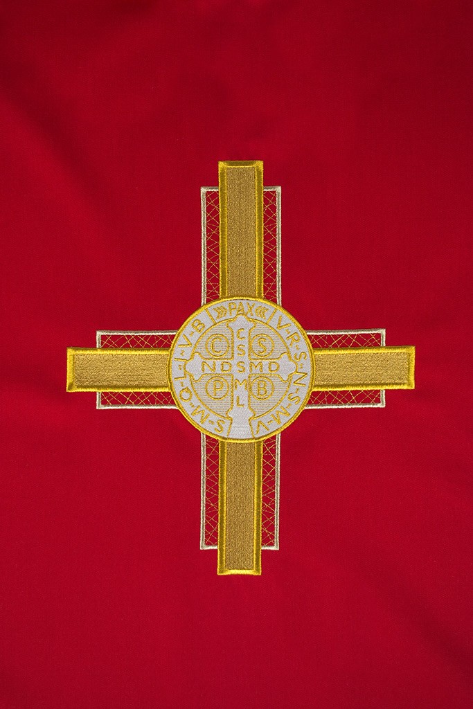 Ornát "Svatý Benedikt" - červený gabardén - obrázek 3